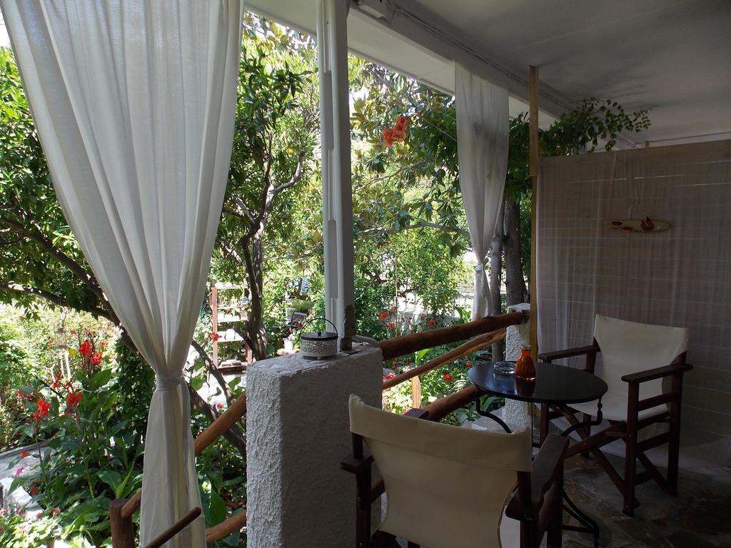 Hotel Stamatia'S Garden à Agnontas Extérieur photo
