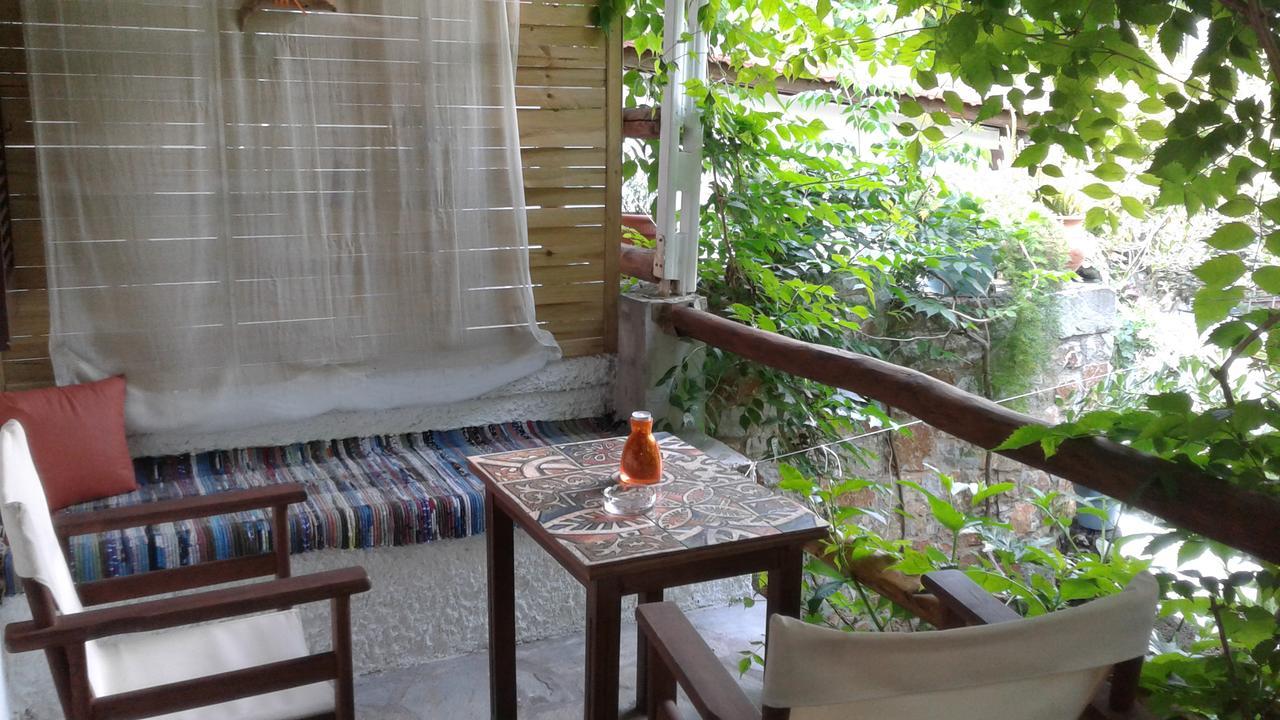 Hotel Stamatia'S Garden à Agnontas Extérieur photo