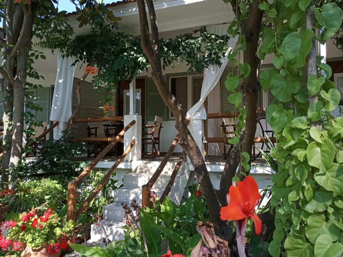 Hotel Stamatia'S Garden à Agnontas Extérieur photo